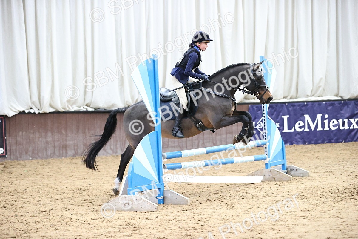 SBM_001582 - Class 5 - Henlow Veterinary Hospital 70cm