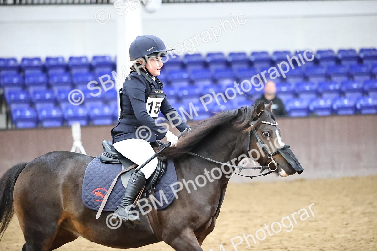 SBM_000139 - Class 2 - The Rug Lady 40cm Area 12 Championship Qualifier