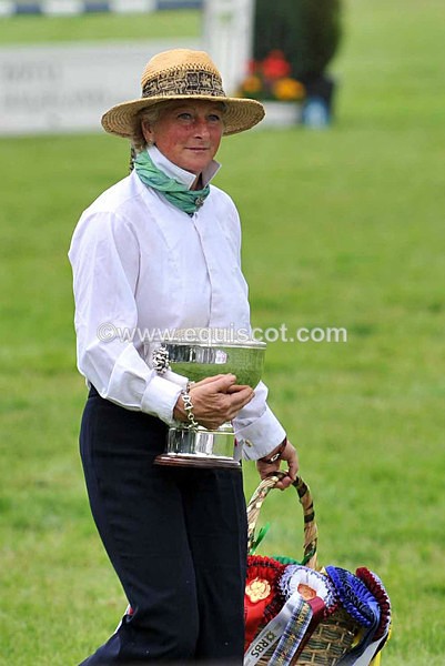 EQUISCOT 9319 - A WEE PEEK AT RHS 2013
