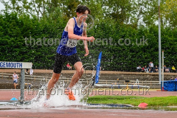 Sen25SAT-913709 - Track Male Set Two