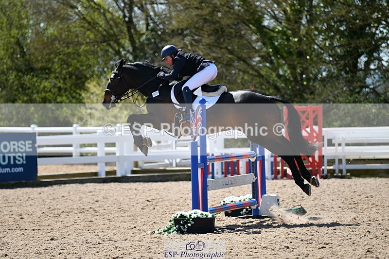 240420A-132618-11244 - Cls 39, Amateur 1.05m