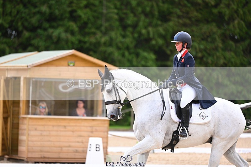 240524-102110-08069 - 416-CRISTAL_FONTAINE-Kitty_King