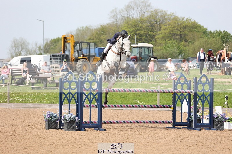 240511A-154636-14805 - Cls 36 National 1.30m Open