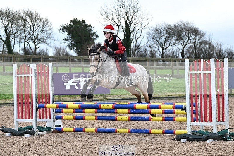 241215-100418-00157 - 70cm