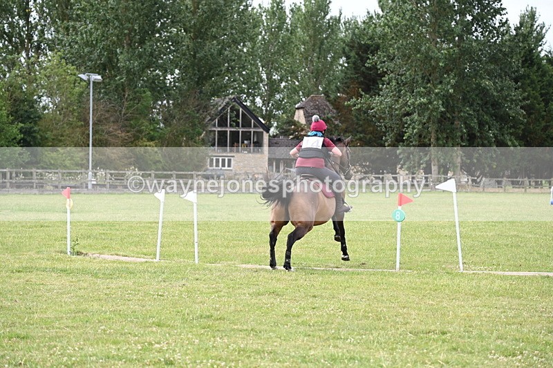 WJ6_6291 - 60cm XC Time 09:58 to 10:16