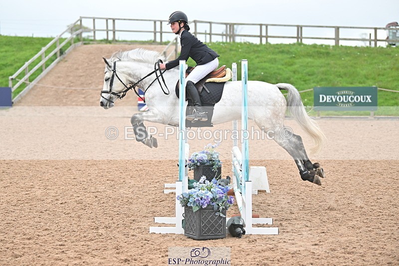 240505A-090653-03402 - Cls 1 Pony Intro 70cm
