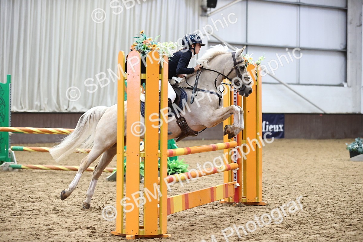 SBM_003508 - Class 11 - Springboard 128cm 138cm Restricted 85cm 95cm