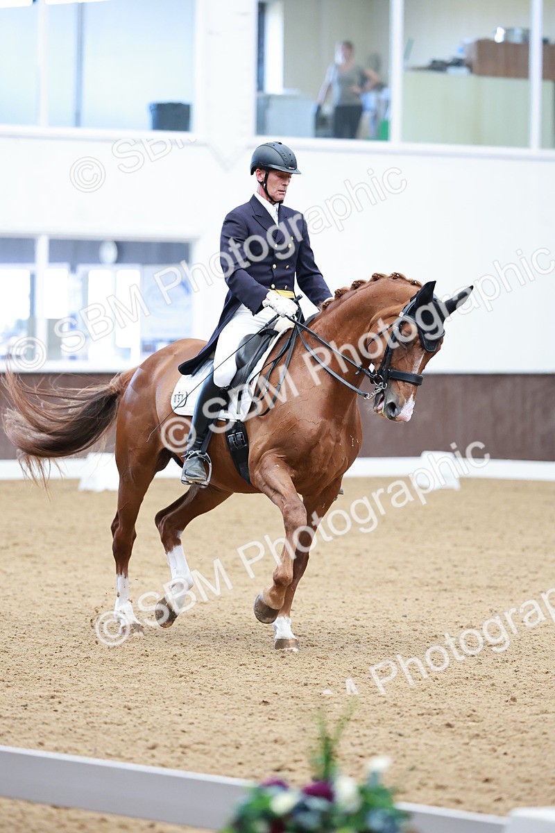 SBM_015712 - Class 5 - FEI INT II - 15.48-17.00