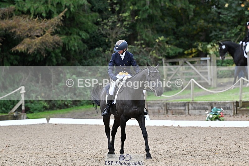 251022A-151612-00506 - B-110-Lizi.Popham