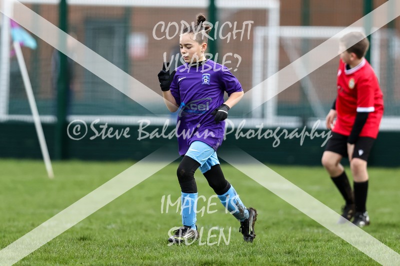 1DX30631 - 2026-03-01  FC Abbey Meads U11 Grey V Hungerford Town Juniors U11 Gladiators