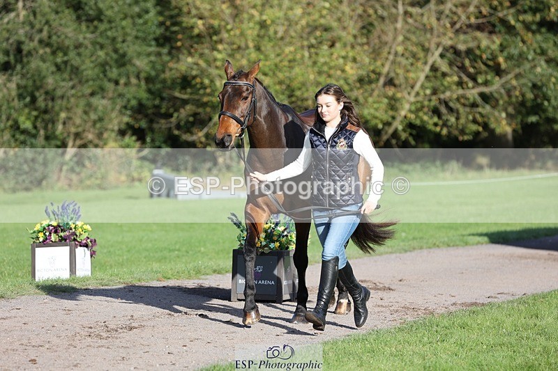 241027-100040-15633 - 410-Mae.Jackson-SWEET.RIOT