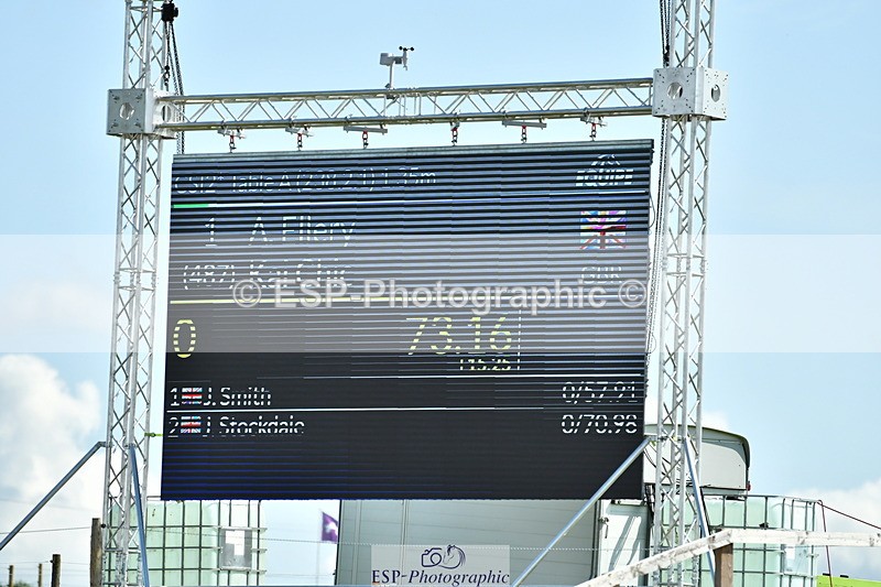 230720A-103849-01921 - Cls 5, 2 Star Medium 1.35m