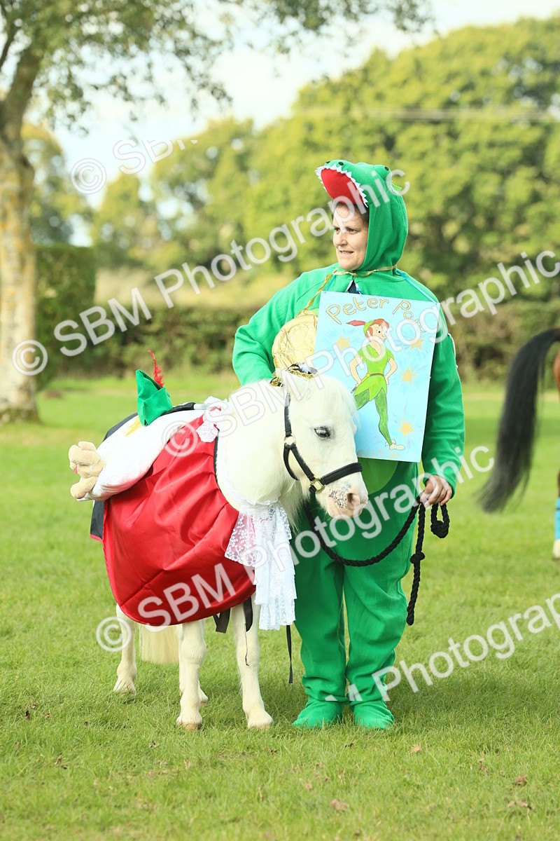 SBM_63509 - S35 - Fancy Dress Showing