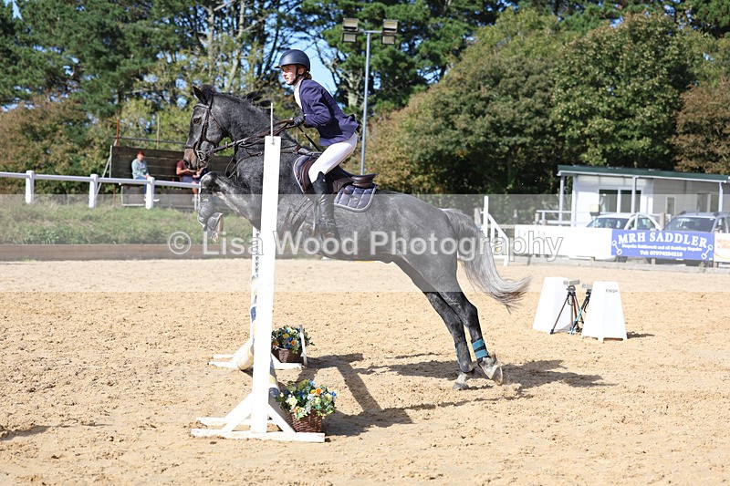 3E7A5026 - Class 9: 80cm Senior