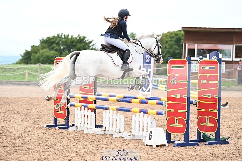 240908A-131416-03959 - Cls 15 U21 Intro 90cm-1.00m  Team Comp