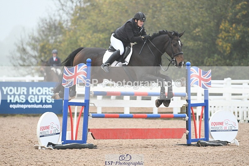 241103A-113041-07811 - SUN Cls 21 Snr Newcomers and 1.10m Open