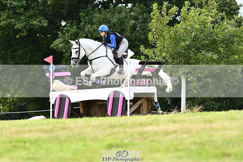 240825X-141628-34950 - 80cm XC 14.30 to 15.30