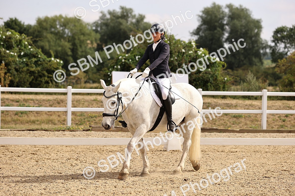 SBM_006461 - Intro 3 - 9.46-10.46