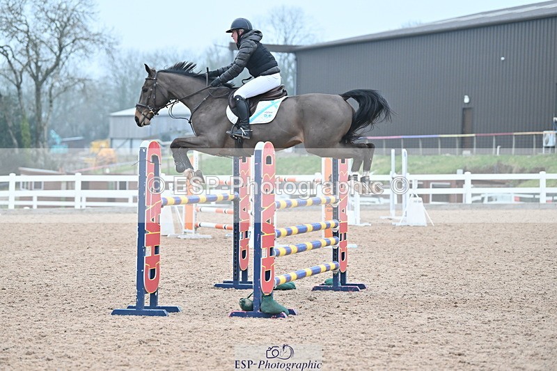 240113A-143447-02389 - Cls 13 Foxhunter and 1.20m Open
