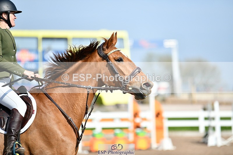 240512A-165009-19885 - Cls 44 1.05m National Am Quali