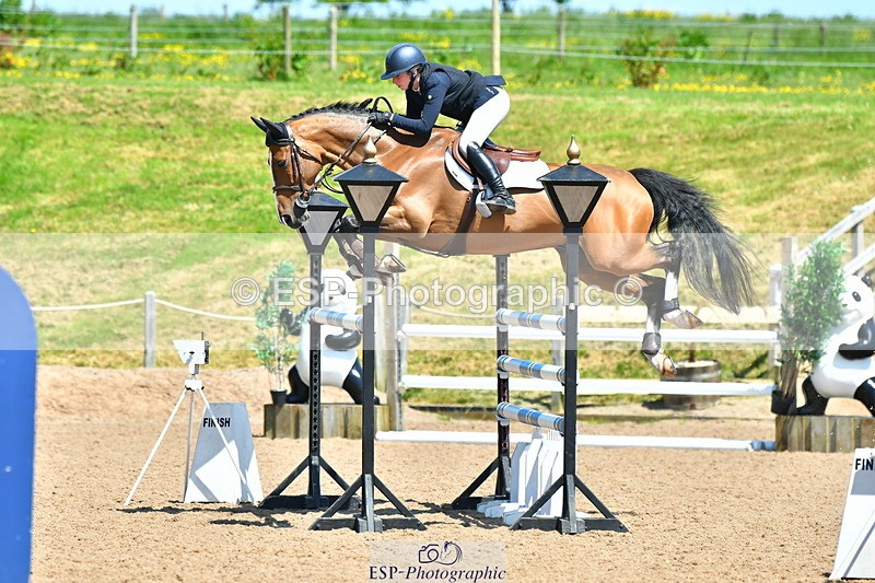 230527A-135703-04852 - Cls 17 National 1.30m Open