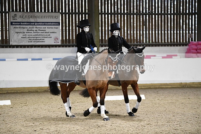 WJ5_9682 - Time 13:04 to 13:41 Fancy Dress DTM