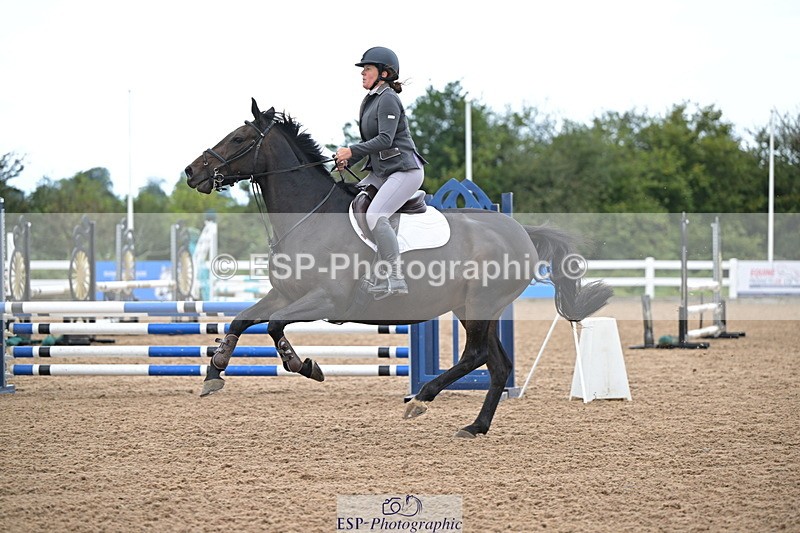 240925A-104256-00103 - Cls 1 British Novice and 90cm Open