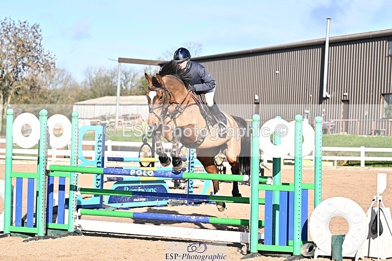 251119-131914-00449 - Cls 4 Newcomers and 1.10m Open