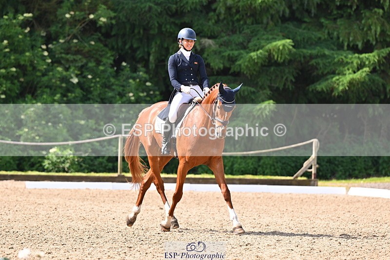 250523A-101810-05903 - C-261-Danielle.Dunn-ICI.DOR.DE.DONNA.CADANZA.Z