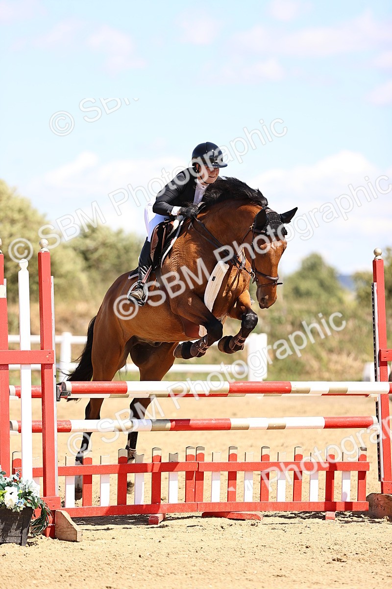 SBM_015001 - Class 15 - Senior Newcomers - 1.10m Open