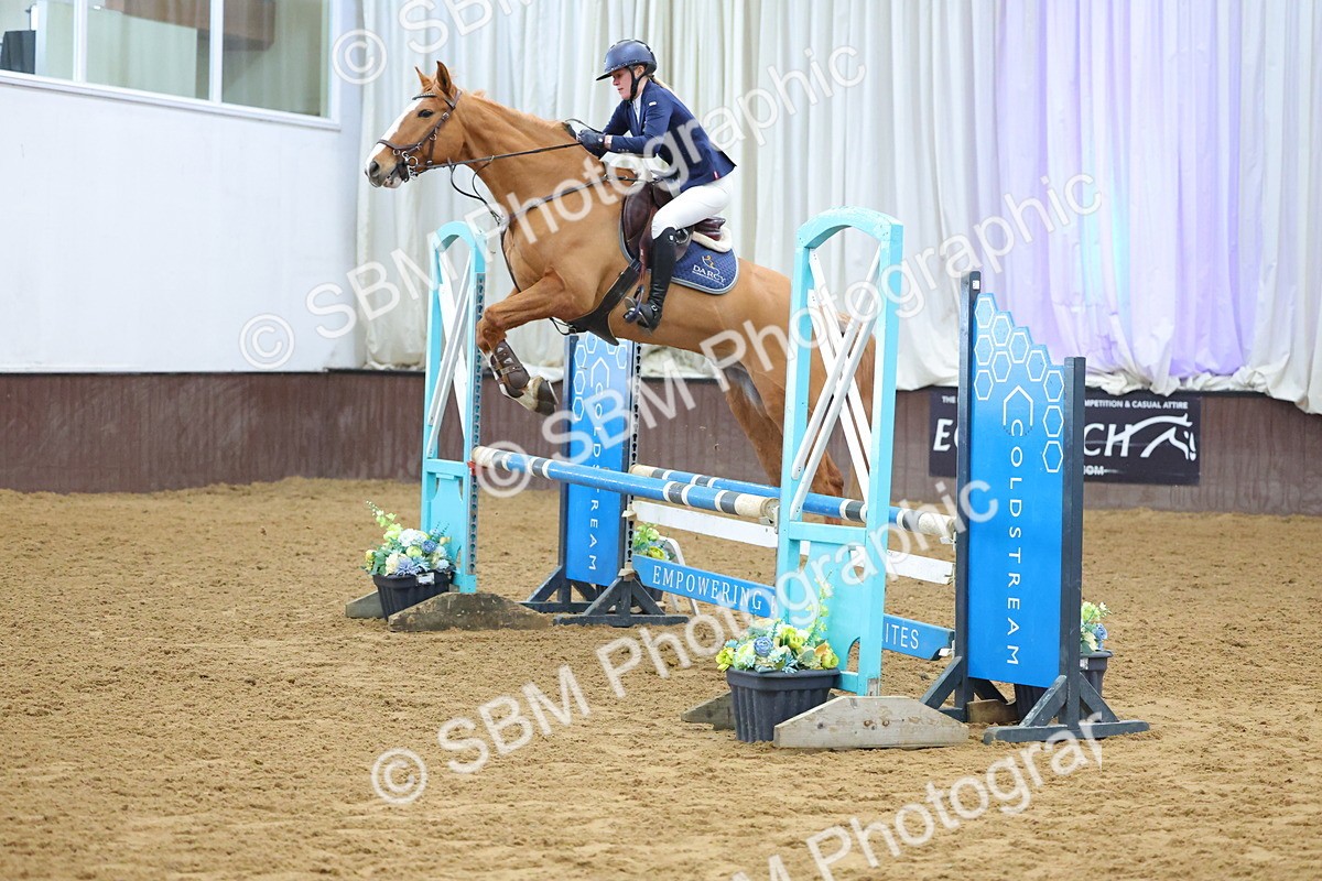 SBM_010136 - Class 21 - Nupafeed Supplements Senior Discovery/ 1m Open - First Round (1.00m)