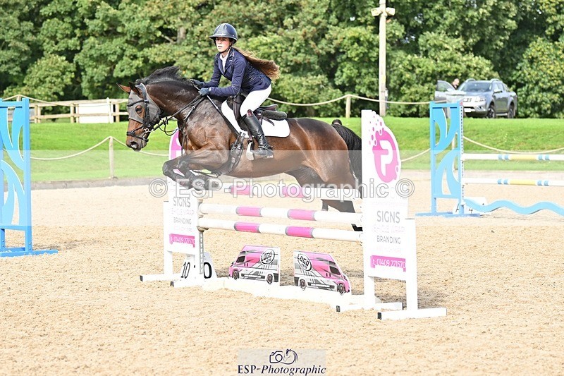 230930-120522-00471 - Cls 4 Pony Newcomers & 1m Open