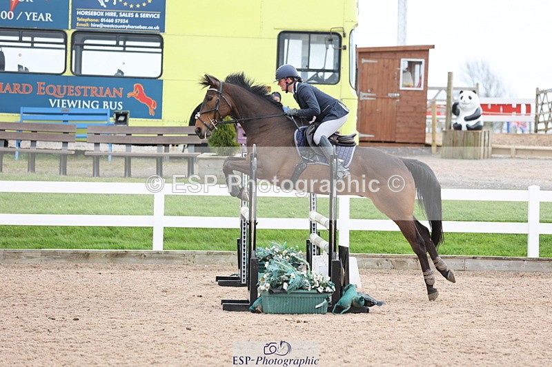 240406A-121150-03246 - Cls 21 95cm National Amateur Quali