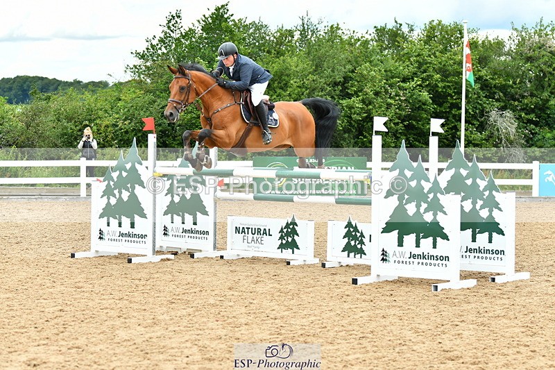 230721A-141356-06802 - Cls 22, 1 Star Gold 1.30m