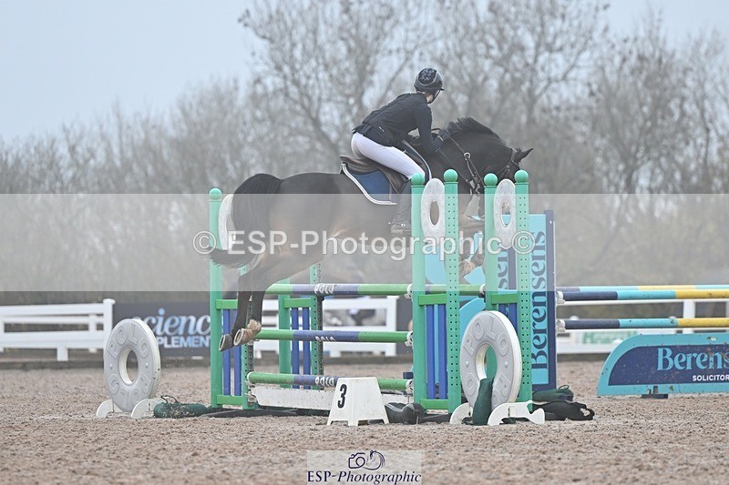 251115-123559-01008 - Cls 10 Pony Foxhunter and 1.10m Open