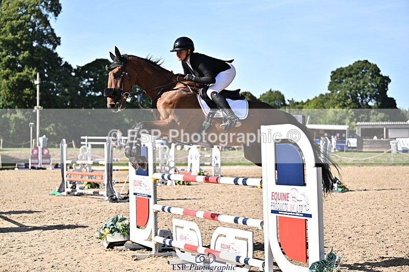 260906A-160908-04584 - Cls 24 Snr Foxhunter
