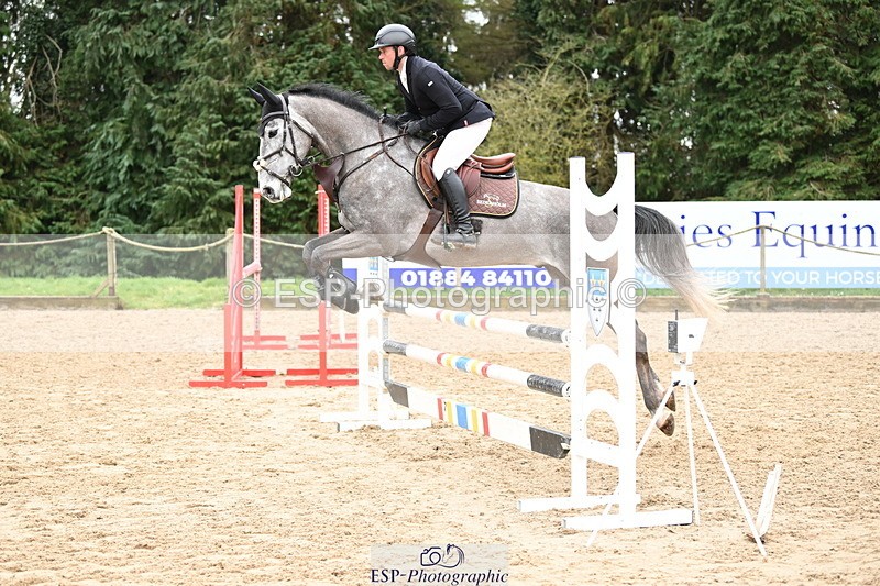 250322A-113303-02422 - Cls 19 Snr Disc & 1.00m Open