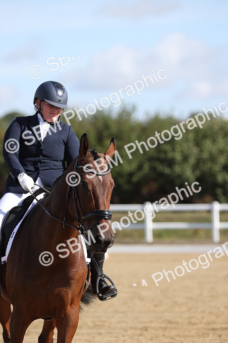 SBM_001114 - Class 2 - Intro 4 Champs - 9.44-10.38