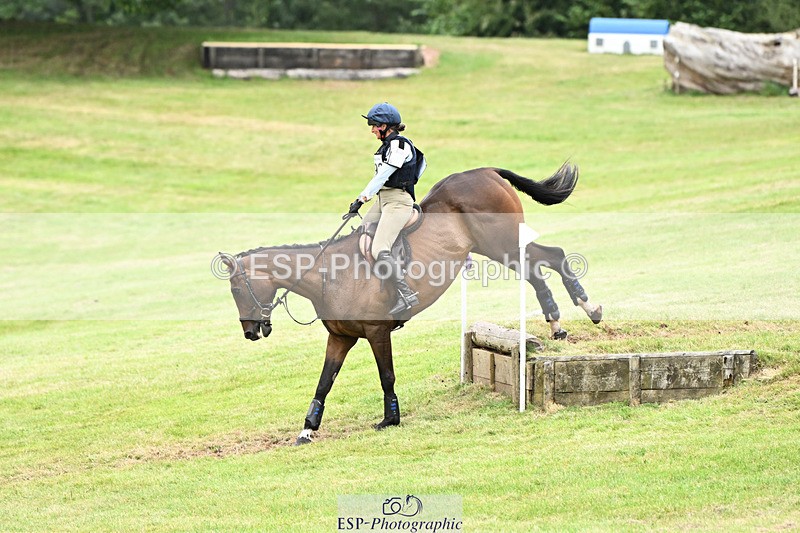 240825X-181420-38177 - 80cm XC 17.30 to End