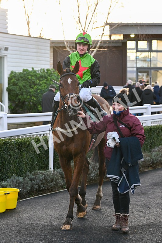 120224-Race 6-Omar Maretti-1899 - Race 6