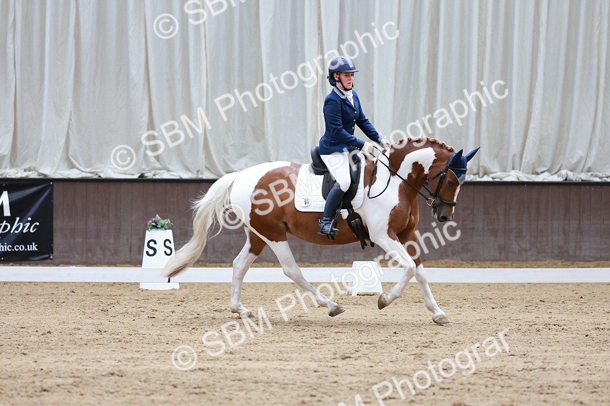 SBM_008992 - Class 6b - Novice 6 - 11.02-12.19