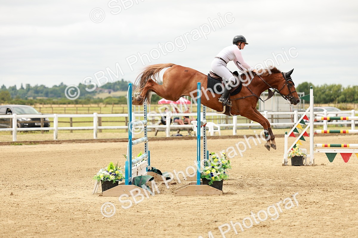 SBM_017420 - Class 21 - Senior Newcomers Championship 2d Rd