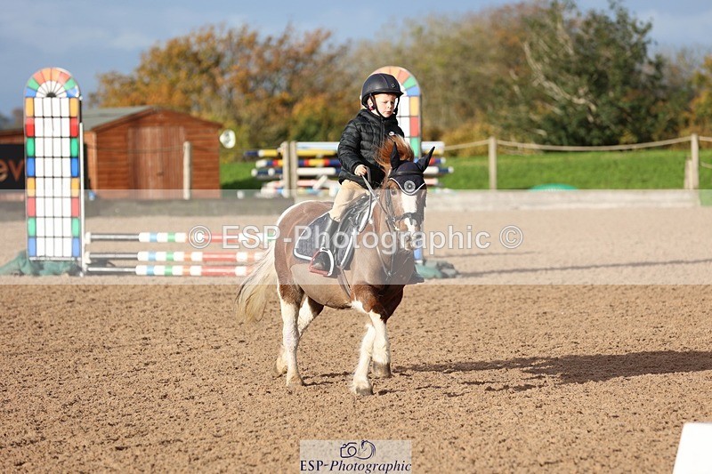 251025-094825-00768 - Cls 20 Clear Round 50cm