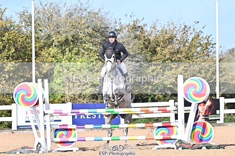 261014-112504-00185 - Cls 03 Snr Disco & 1.00m Open