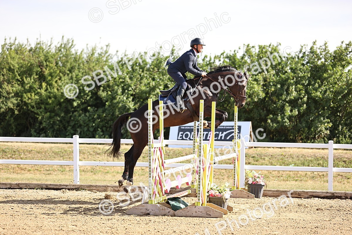 SBM_009183 - Class 7 - Senior Discovery - 1.00m Open