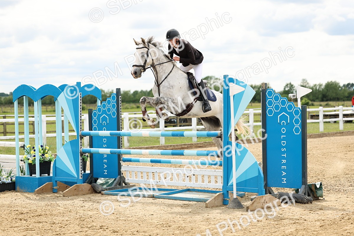 SBM_006142 - Class 19 - Senior Newcomers - 1.10m