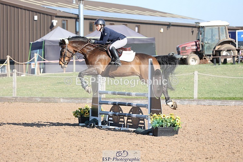 250402-100008-00093 - Cls 1 British Novice and 90cm Open