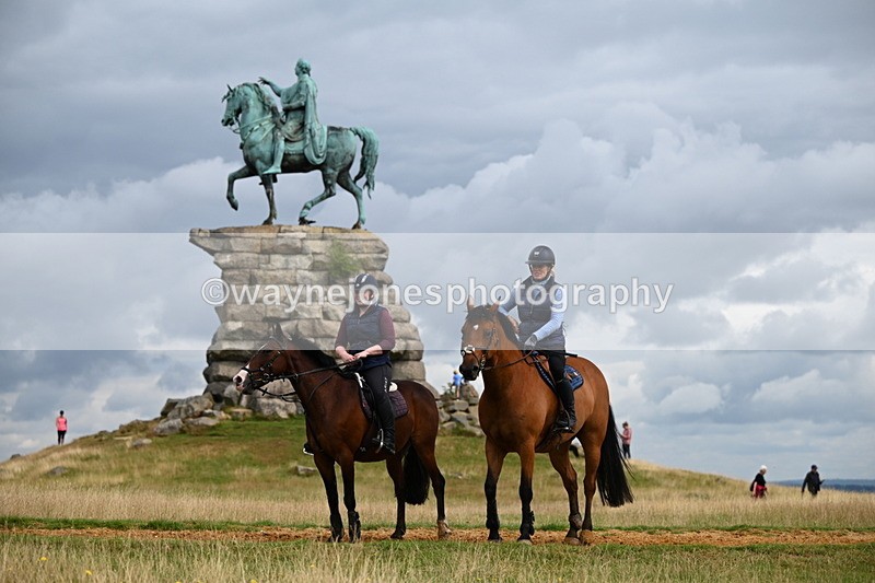 DSC_4449 - Time at Statue 09:50 to 11:09
