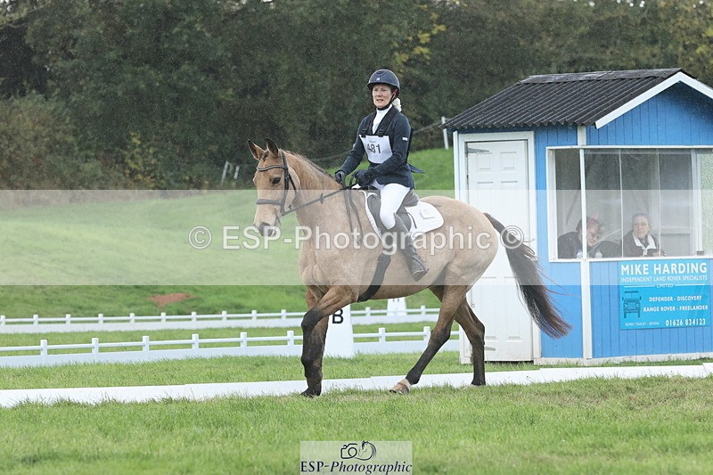 251024A-145638-14129 - F-481-Anna.Passmore