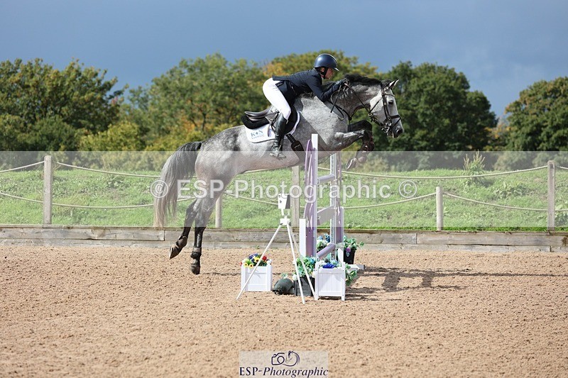 250911-122104-01423 - Cls 3 Snr Foxhunter